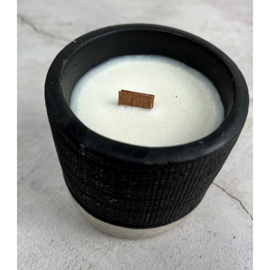 Bougie Béton noir et mèche en bois (Beurre de Brandy)