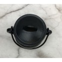 Chaudron miniature en fonte (6/7cm)