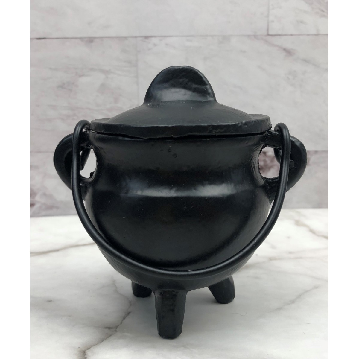 Chaudron miniature en fonte (6/7cm)