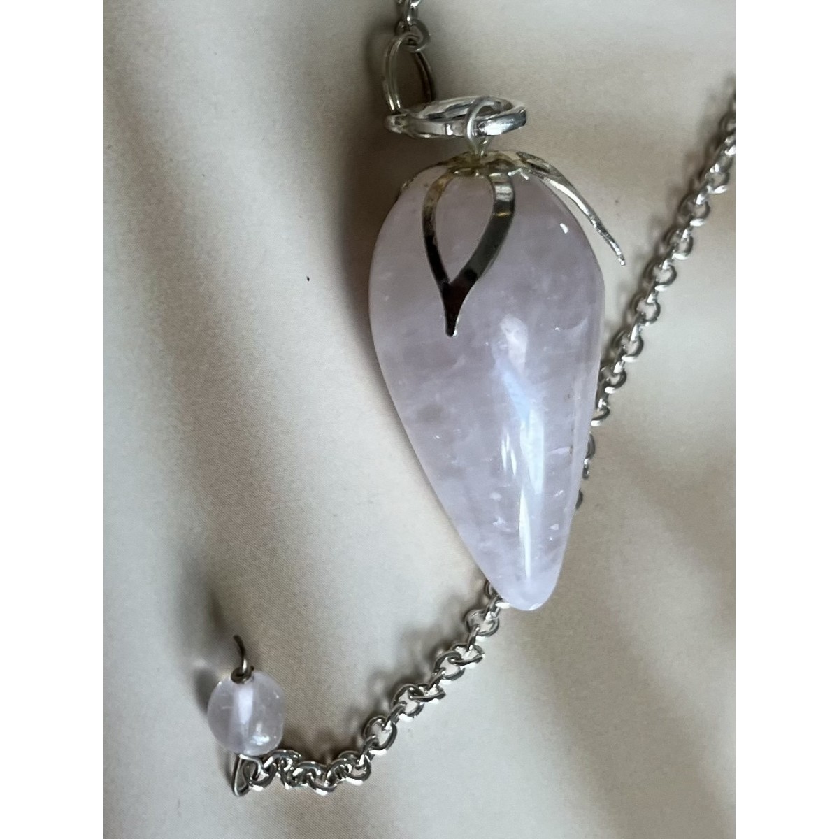 Pendule quartz rose en cône et goute argenté