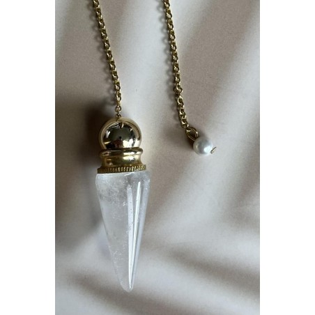 Pendule cristal de roche en cône doré